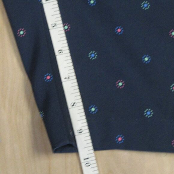 GREG NORMAN Play Dry Dot Cluster Bermuda Shorts Women's Size 6 Navy Blue - Picture 9 of 9